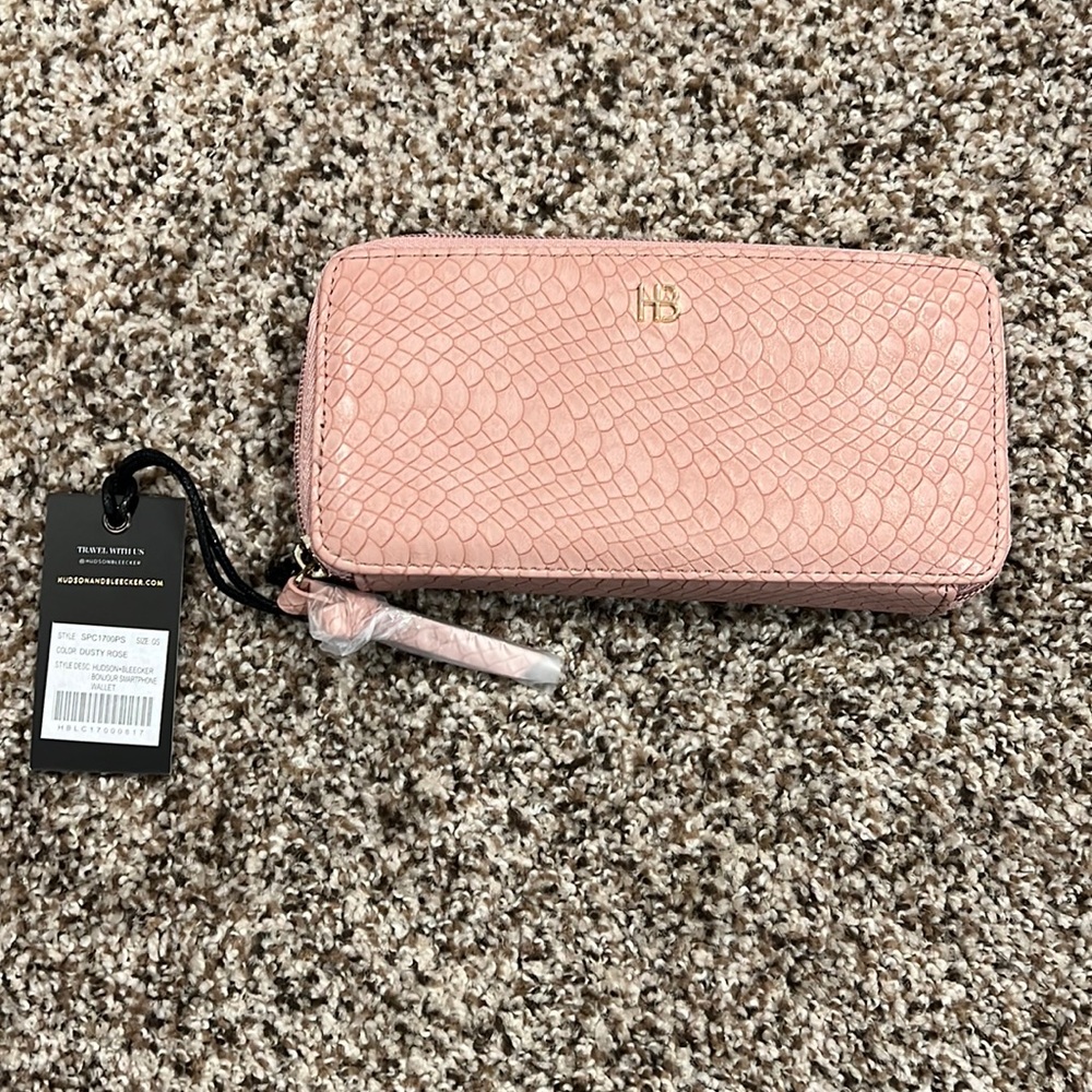 Hudson + Bleecker Bonjour Smartphone Wallet